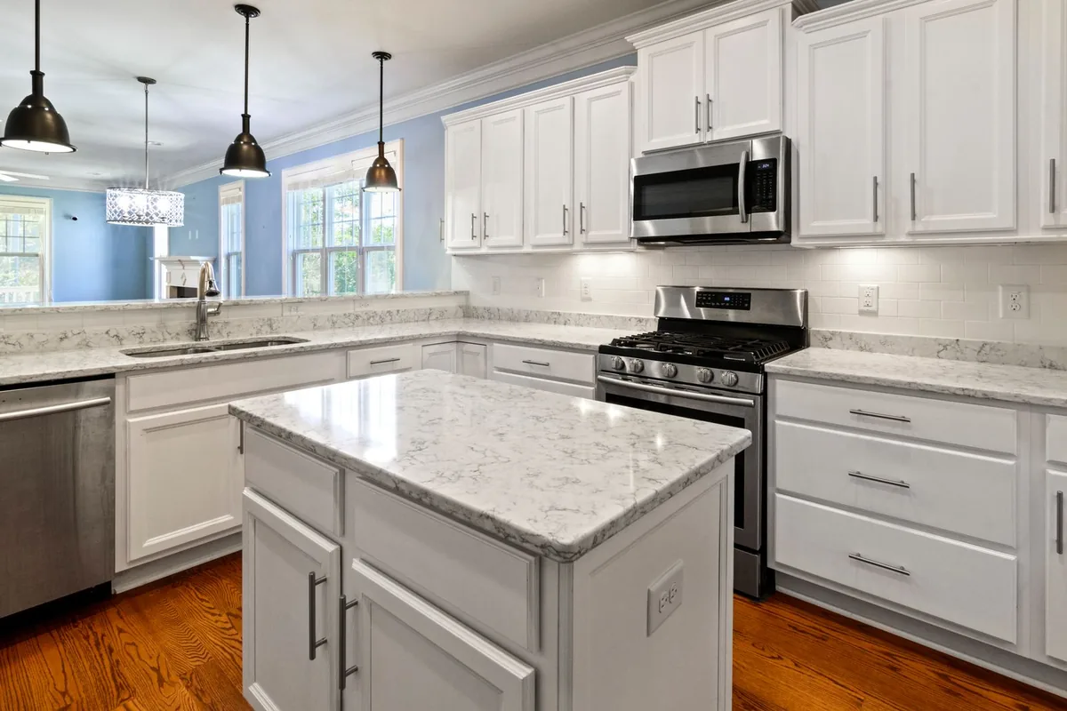 Filth & Squalor Cleanup in Holley, FL